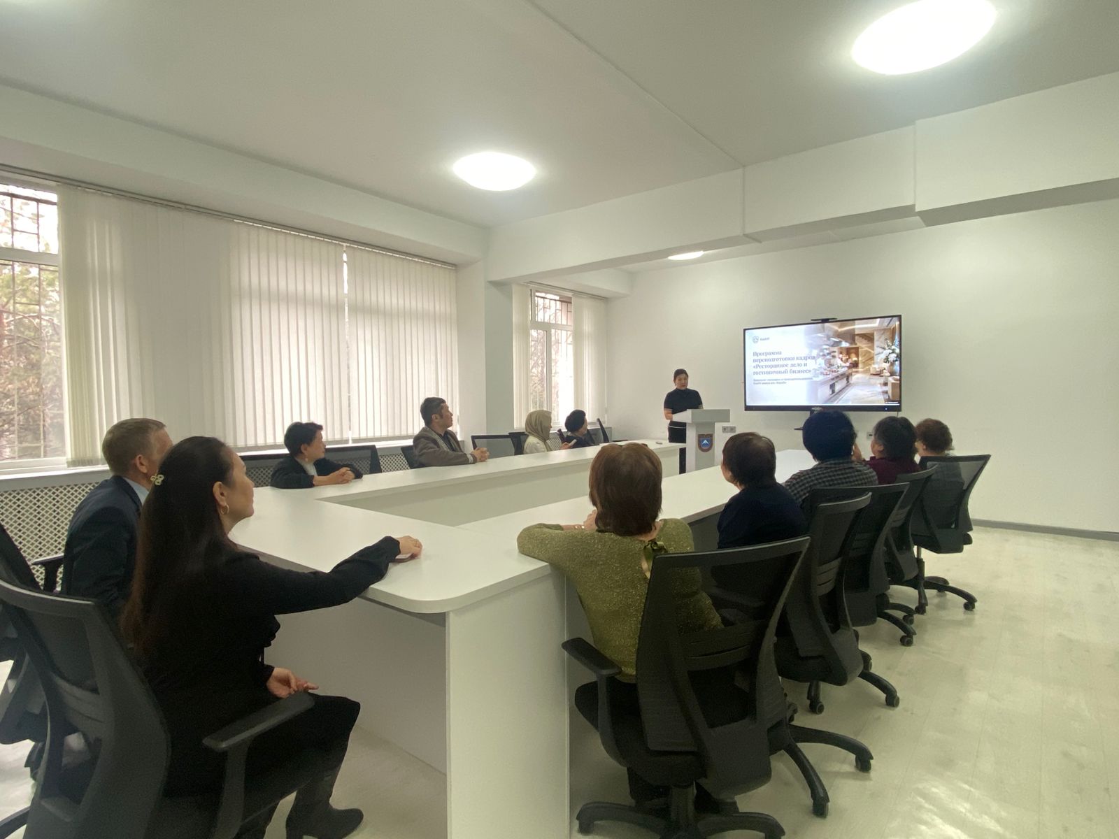 На кафедре рекреационной географии и туризма КазНУ прошёл семинар-тренинг по дуальному обучению